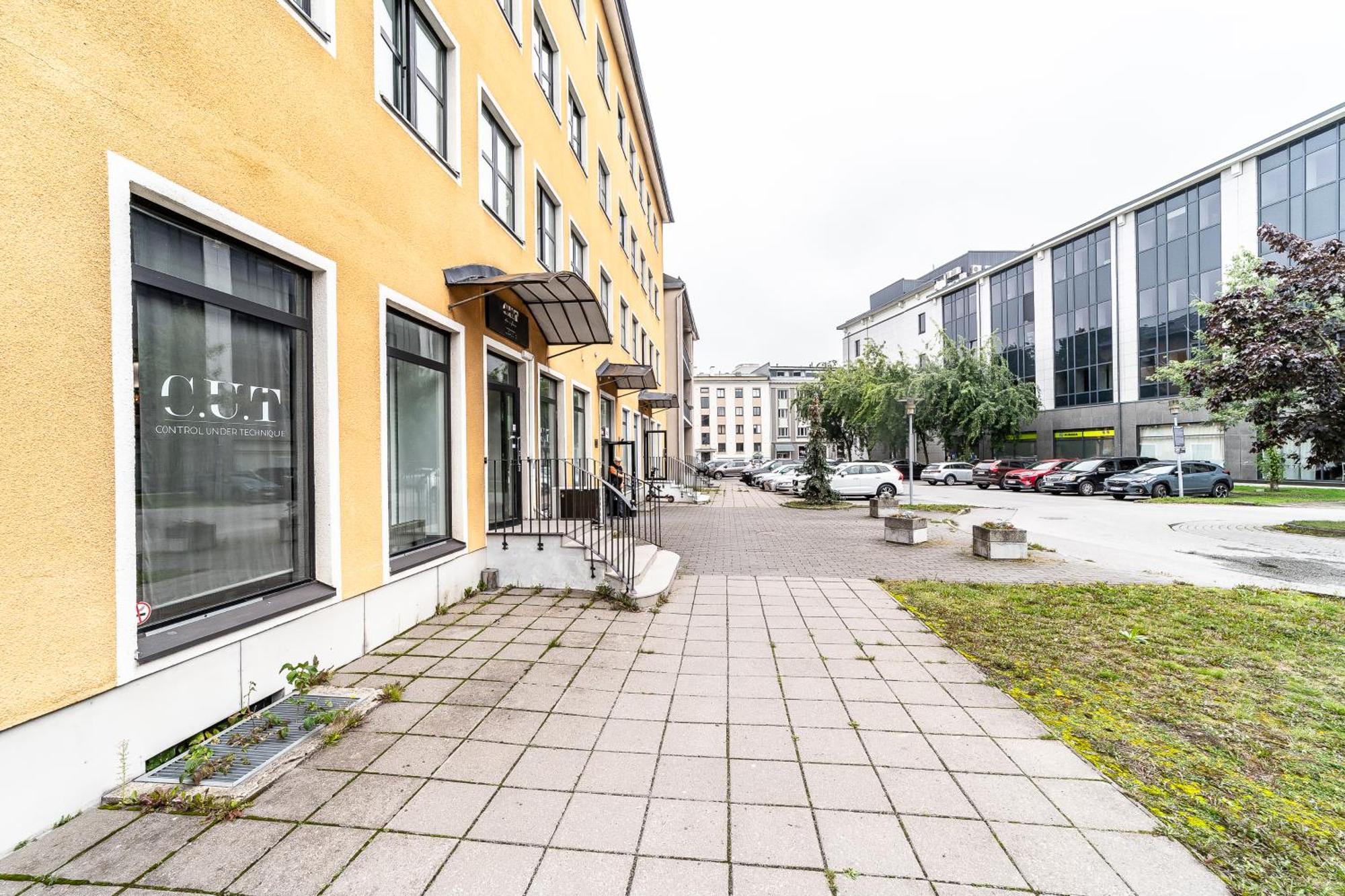 Dana-entire Very Quiet And 2 Apartment